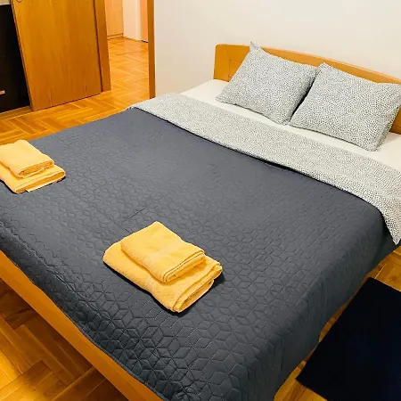 Appartement Jolly - *